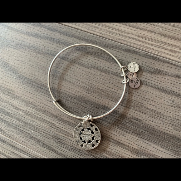 Alex and Ani bracelet - Picture 4 of 4